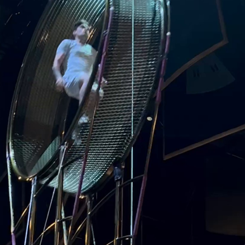 Rodrigo Gomez inside the wheel.